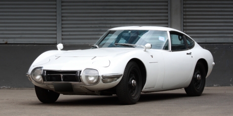 TOYOTA 2000 GT